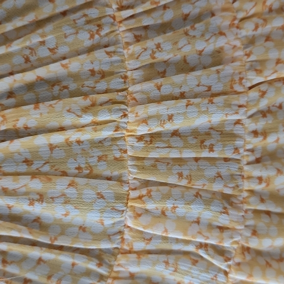 Ann Taylor factory new blouse - Picture 2 of 7